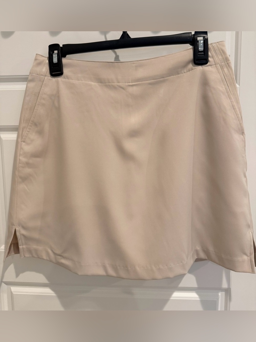 NWT Lady Hagen Essentials Women’s Khaki Golf Skort Size 4